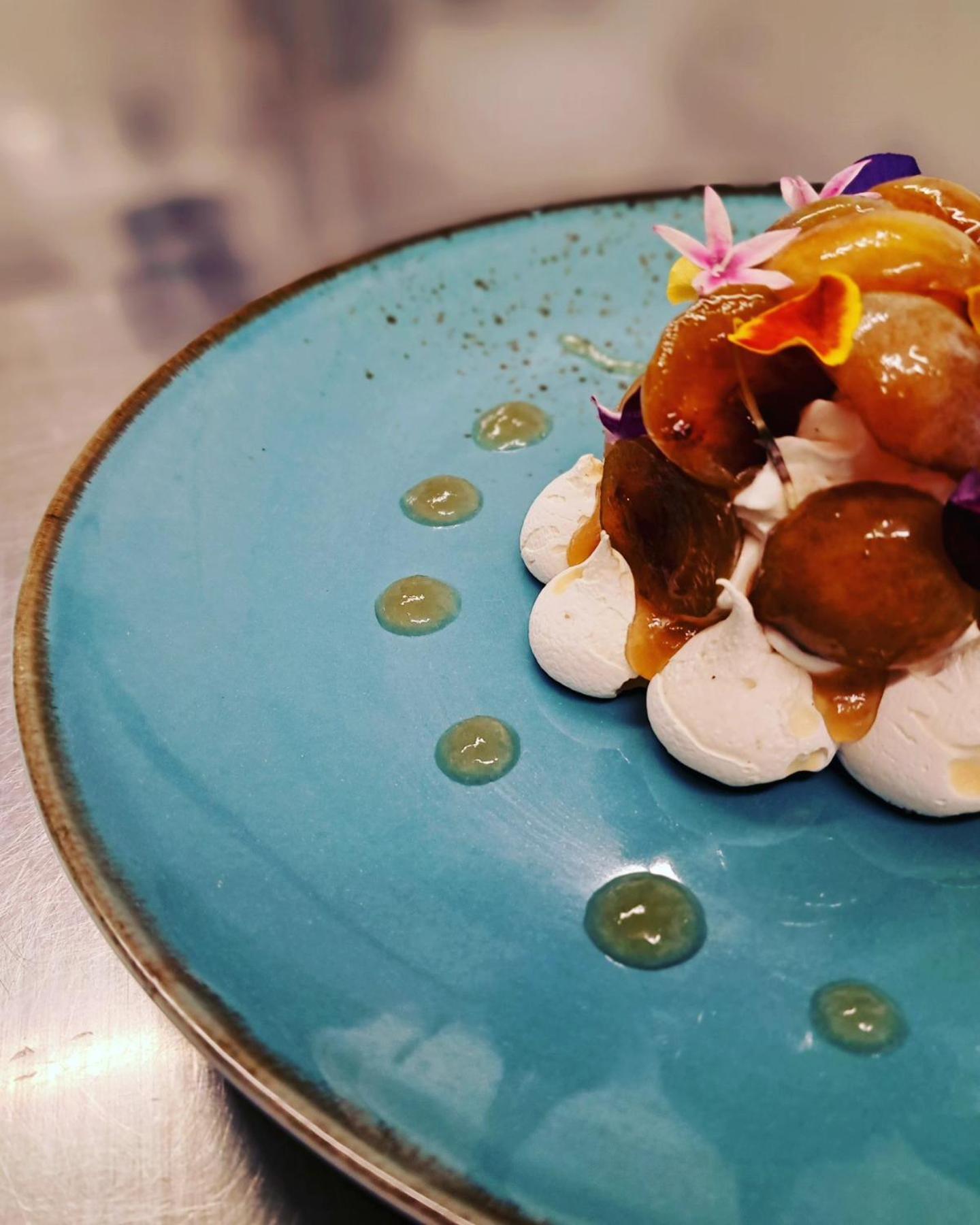 Logis Hotel & Restaurant Le Soleil D'Or 蒙蒂尼雷斯 外观 照片